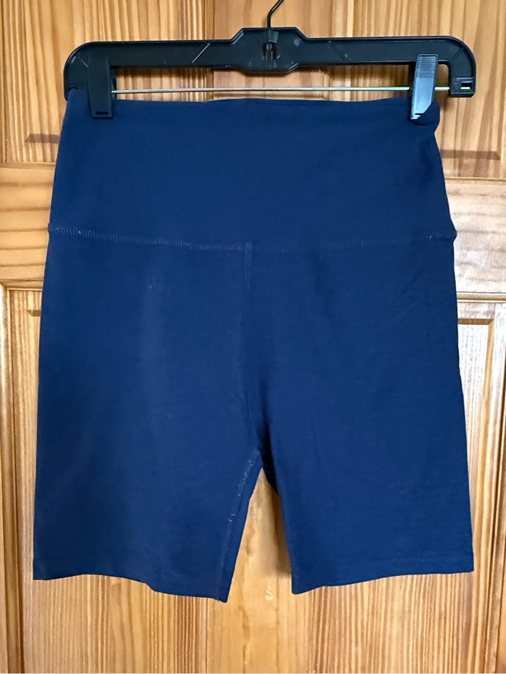 Beyond Yoga Navy High-Rise Bike Shorts, Size Large